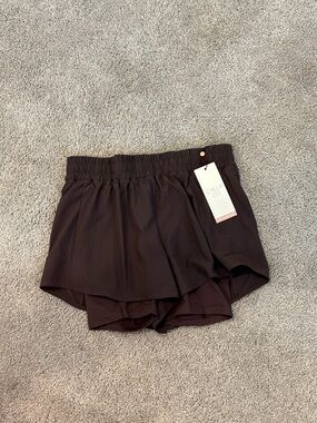 Calia Women’s BNWT Dark Brown Run Collection 2 in 1 Mid Rise Shorts 5” inseam XS